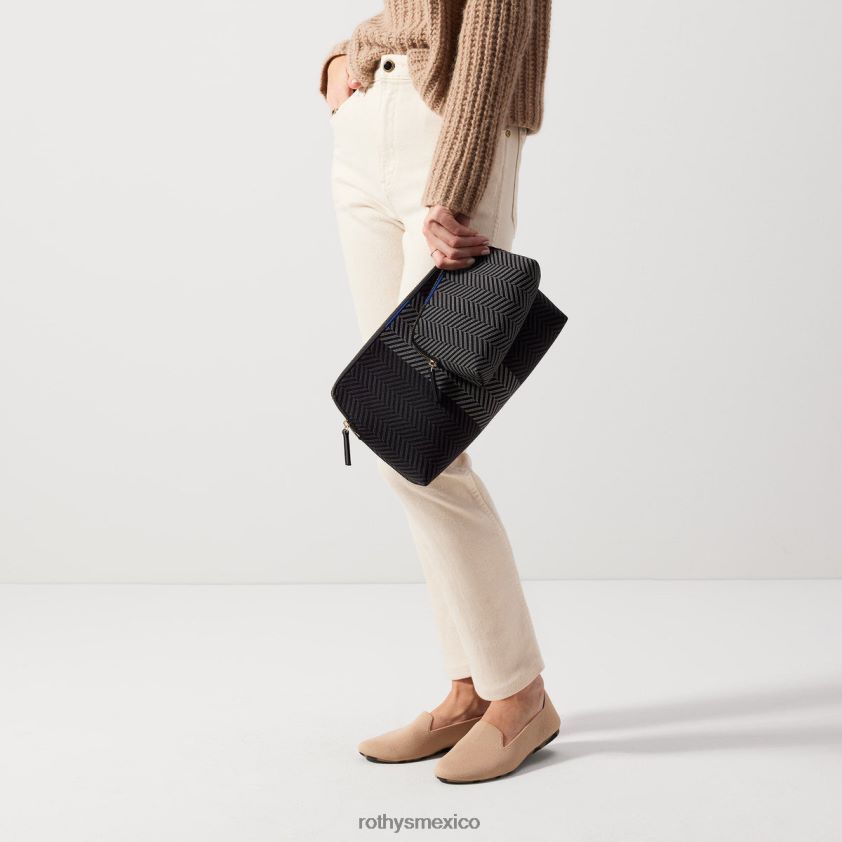 mujer Rothy's sombra negra el conjunto de tocador bolsa PVF0L0258